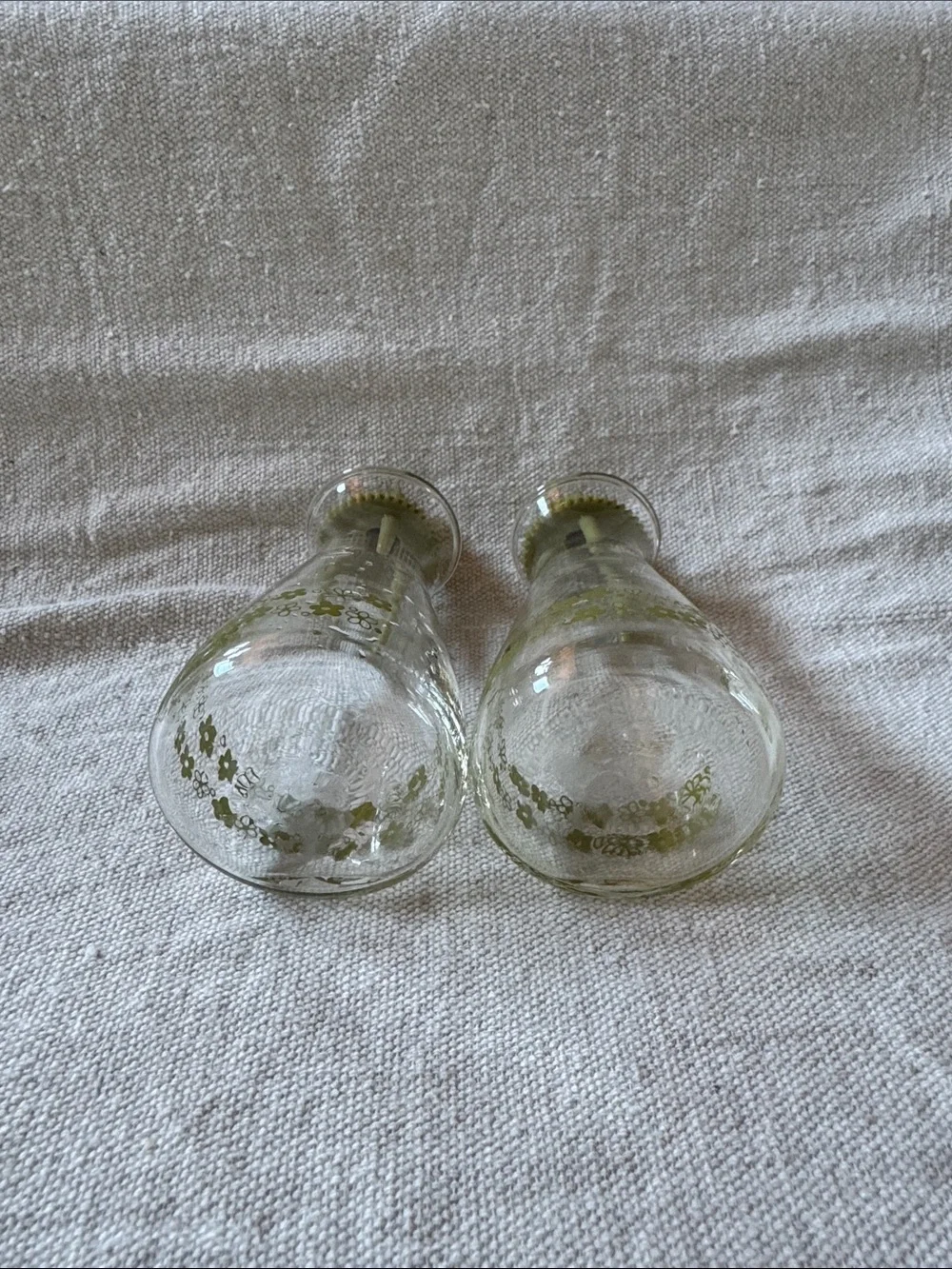 Pyrex pair glass
